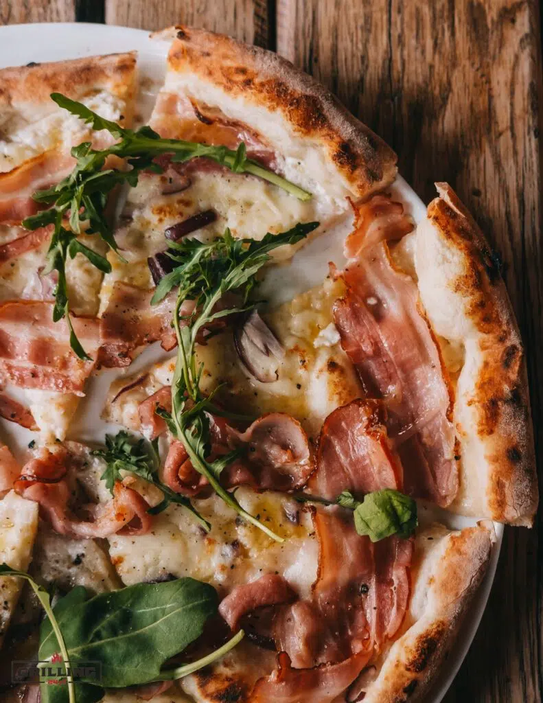 grilled pizza with arugula and prosciutto 
