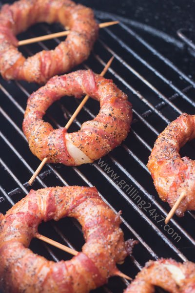 Smoked Bacon Wrapped Onion Ring Recipe w/ Spicy Sriracha Mayo Dipping Sauce- Grilling24x7.com