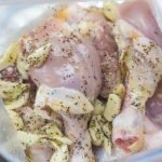 Grilled chicken marinade with garlic and black pepper - Tender and tasty grilled chicken - grilling24x7.com