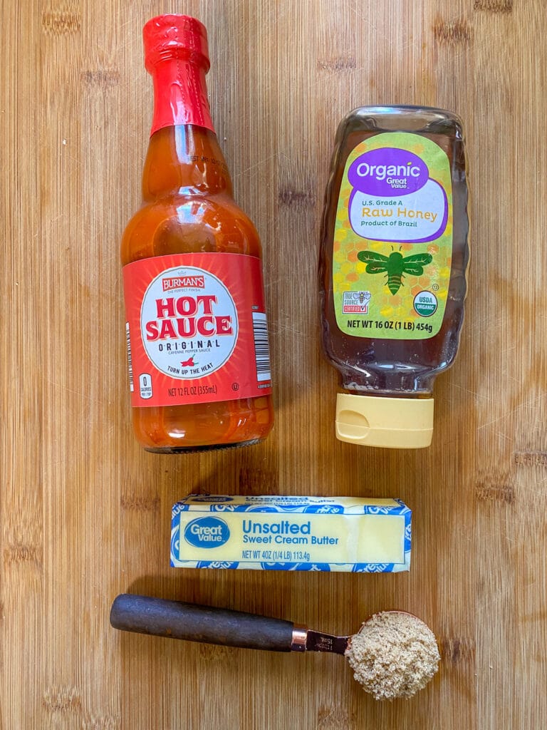 ingredients to make the best buffalo sauce