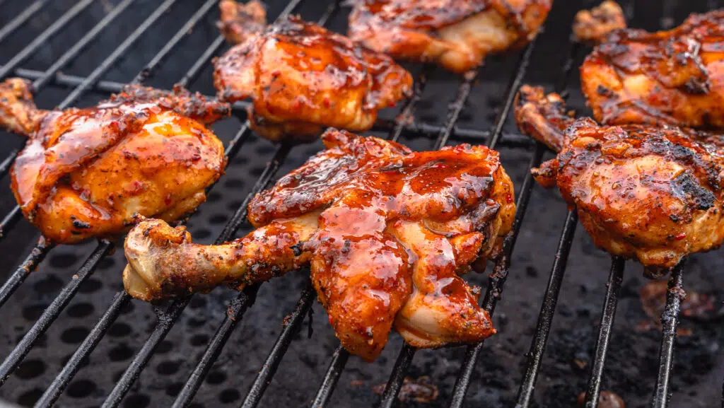 smoked chicken legs with bbq sauce