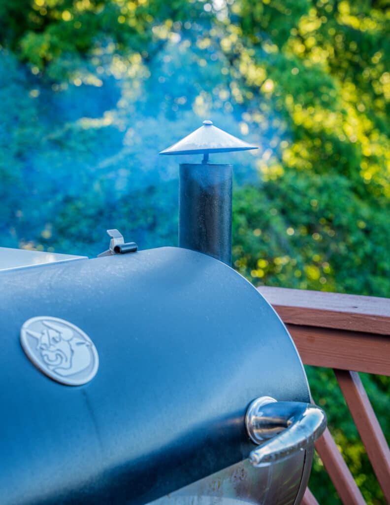 recteq RT 700 pellet grill with smoke blowing