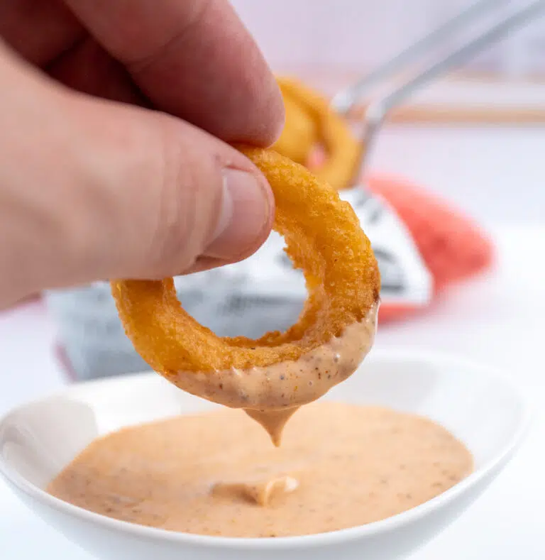 crispy onion ring dipped in Burger King zesty sauce copycat recipe