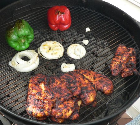 Spicy wet rub for grilled chicken fajitas