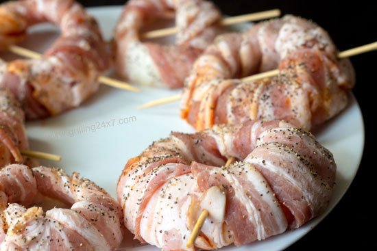 Smoked Bacon Wrapped Onion Ring Recipe w/ Spicy Sriracha Mayo Dipping Sauce- Grilling24x7.com